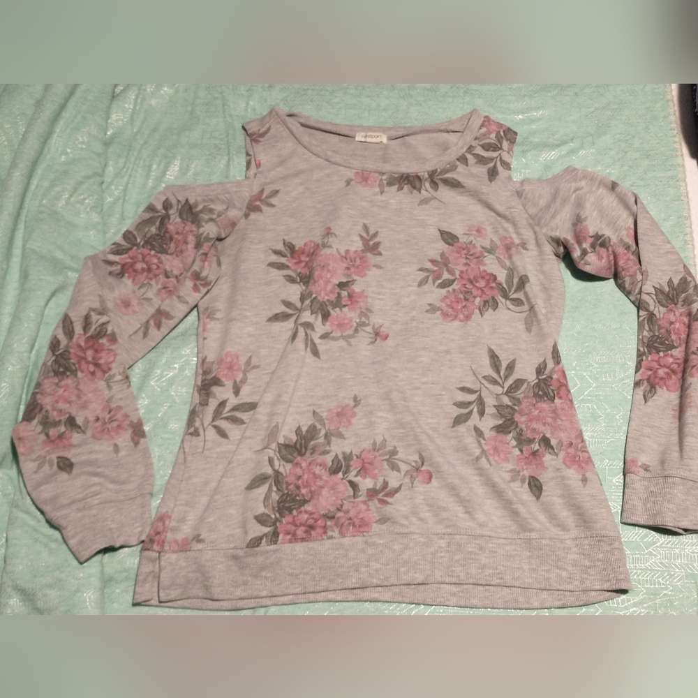 Floral Cut-Shoulder Top